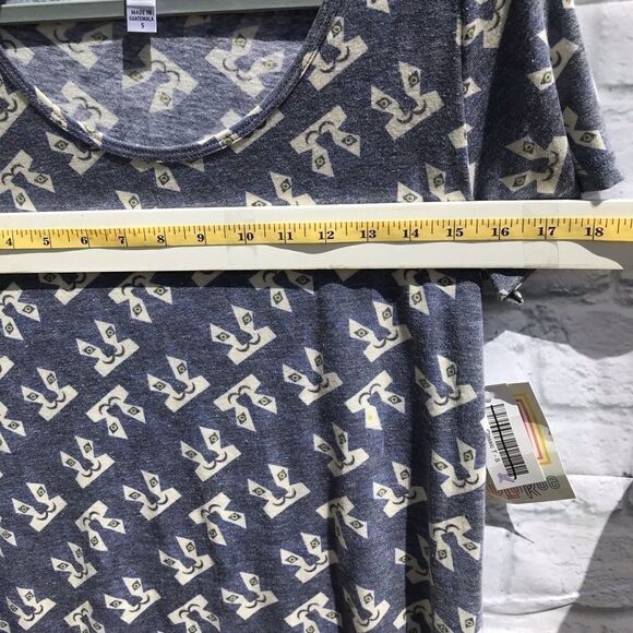 LuLaRoe Classic Blue Cat Short Sleeve Tee S - Picture 6 of 10